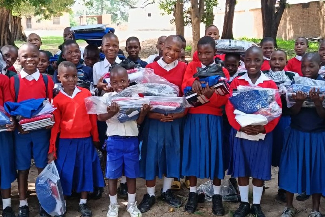 S osmijehom u novu školsku godinu, Tanzanija