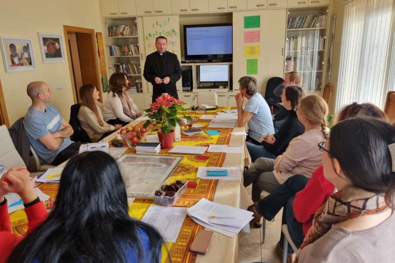 Susret pripravnika volontera u Dugom Selu