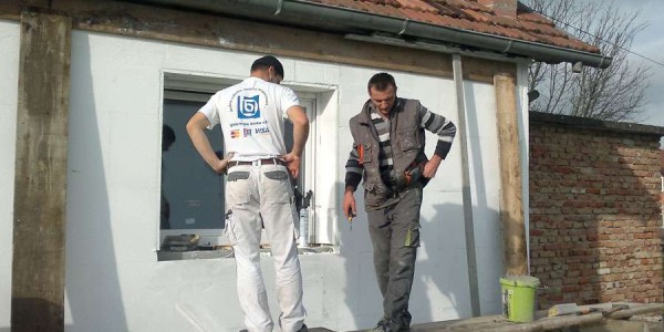 Pomažući ljudima u potrebi, pomogao sam sebi