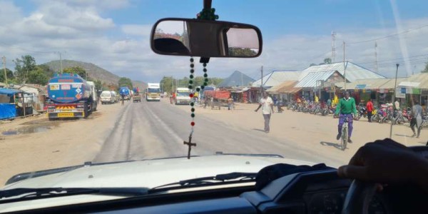 PUTOPIS IZ TANZANIJE Posjet "Afričkom rajskom vrtu"