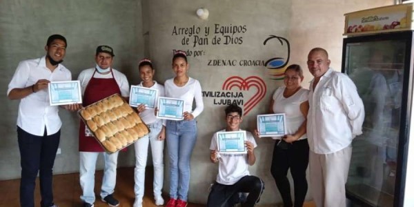 Tečaj šivanja i Kruh Božji, Venezuela