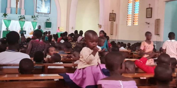 DRUGO JELENINO JAVLJANJE IZ TANZANIJE: Ovako je izgledao naš prvi misionarski radni dan!