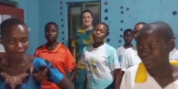 Čestitka za Božić, Ujewa, Tanzanija