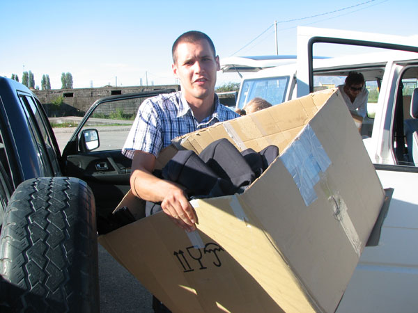 Prebacivanje robe na granici u Skadru