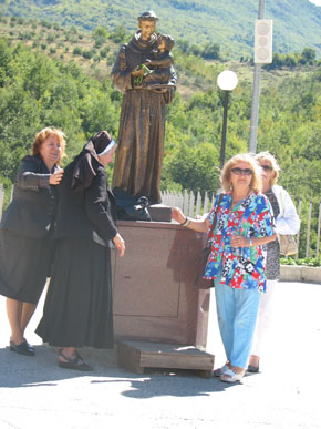 U svetištu sv. Ante u Lacu