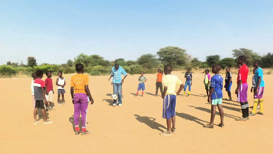 Nogomet, odbojka, košarka Nogomet, odbojka, košarka