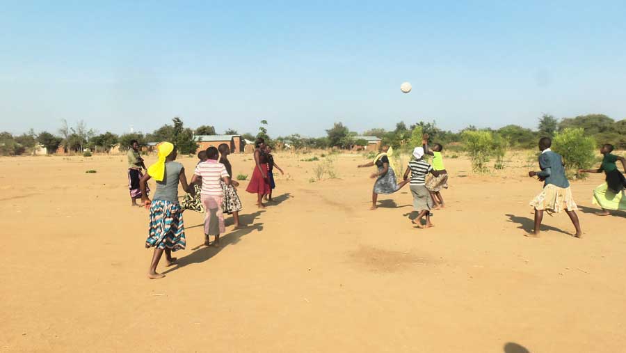 Nogomet, odbojka, košarka Nogomet, odbojka, košarka