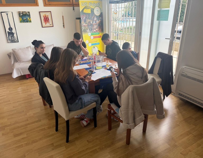 Edukacija za odgovorno i kreativno korištenje digitalnih alata