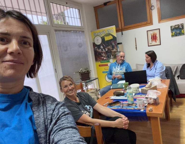 Kako razgovarati s tinejdžerima